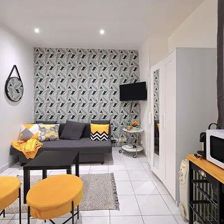 Lovely For 2 Persons Center Of Apartmán *